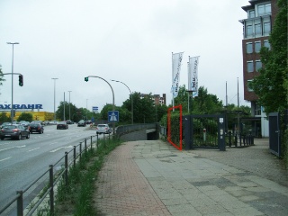 Der geplante Weg über den Stellinger Decke, der Zugangl neben dem Eingang der IKK